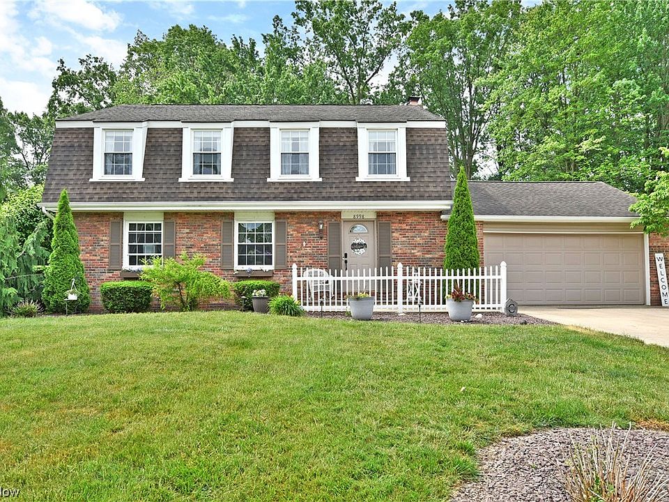 1st image of 8998 Briarbrook Dr NE