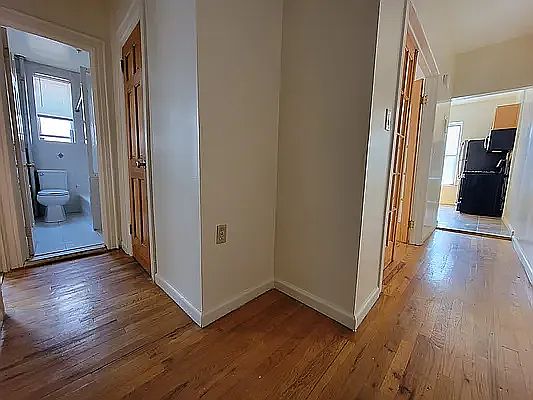 3rd image of 1656 Sterling Pl APT 3