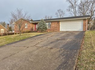 607 Brookview Dr, Mt Sterling, KY 40353