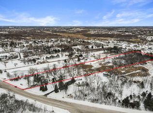 N17W25010 Bluemound Rd, Pewaukee, WI 53072