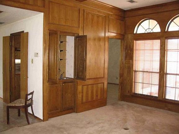 4th image of 1314 Ponderosa Pine Ln