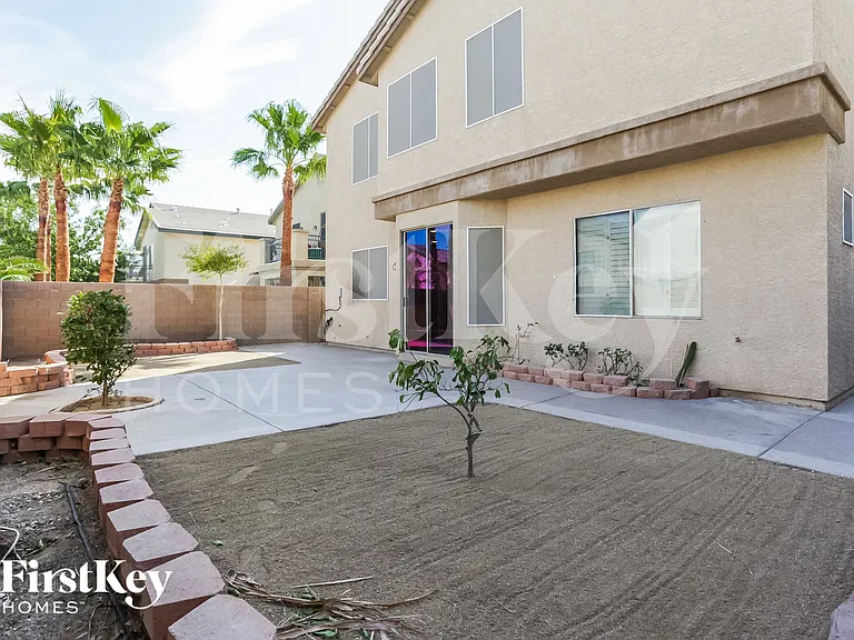 9100 Little Horse Ave — Photo 14
