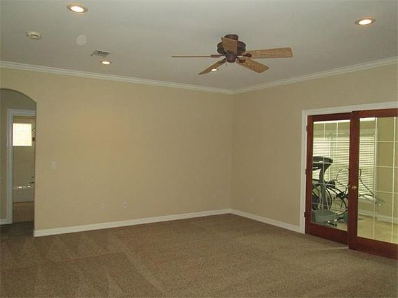 3rd image of 4719 Cat Mountain Dr