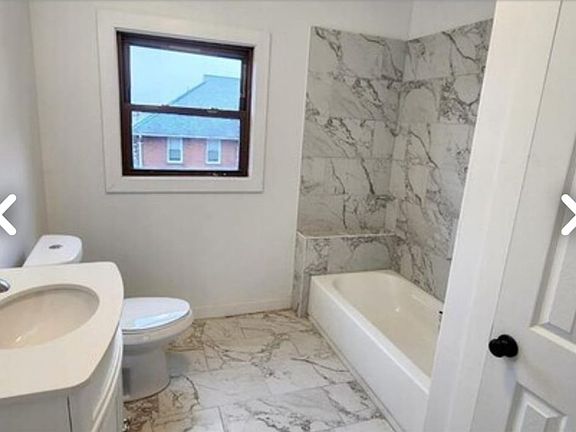 4th image of 455 Bedford Ave Floor 2