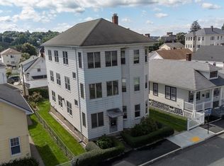 14 Caprera Rd, Worcester, MA 01604