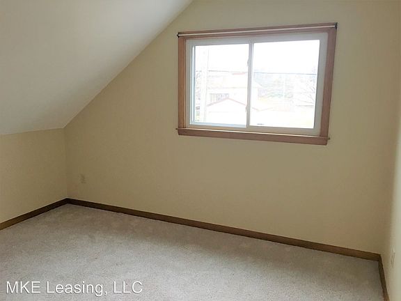 5th image of 3704 E Grange Ave