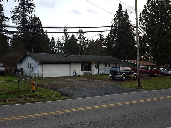 3rd image of 22225 Locust Way