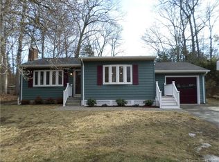 24 Lake St, Ledyard, CT 06339