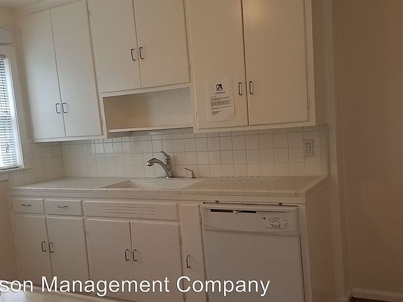 4th image of 7509 Terrace St
