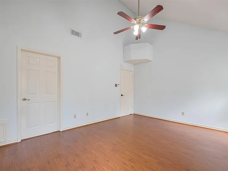 1103 Cheyenne Meadows Dr — Photo 42