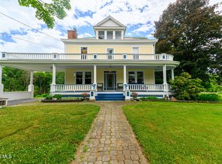 110 Green Ave, Castleton, NY 12033