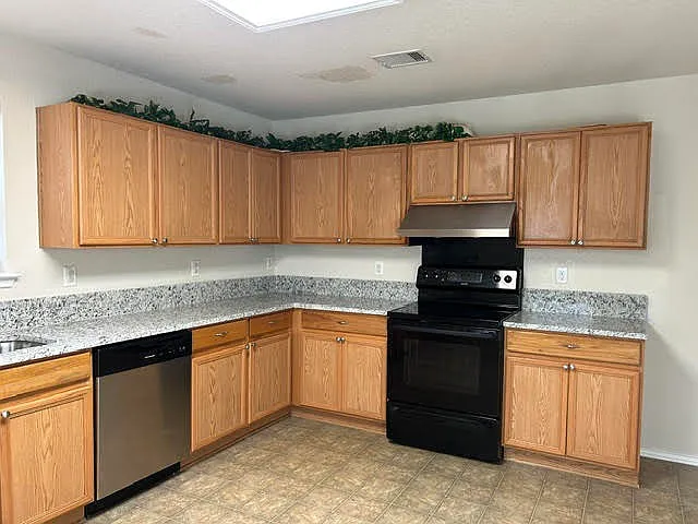 7230 Avery Rd — Photo 16
