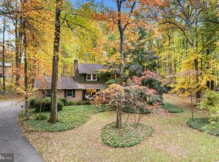 7 Pinewood Farm Ct, Owings Mills, MD 21117