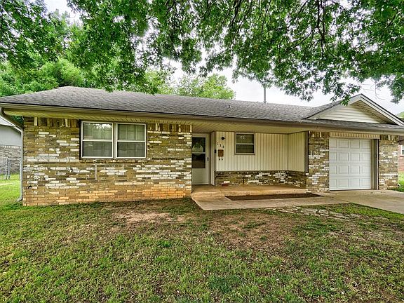 5th image of 136 Mount Vernon Dr