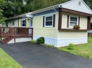 97 Willow Tree Dr, Attleboro, MA 02703