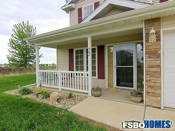 Main Entry (Outside)