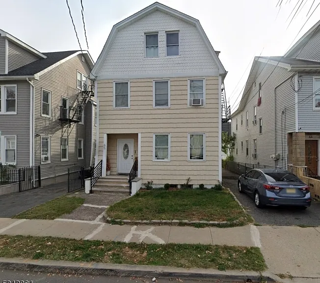 65 Grove St #3 — Photo 1