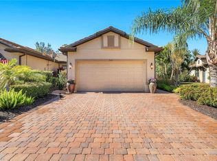 7121 Live Oak Dr, Naples, FL 34114