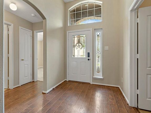 3rd image of 8212 Green Ash Dr