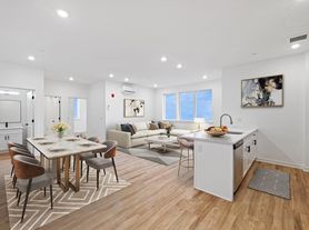 1309 Cambridge