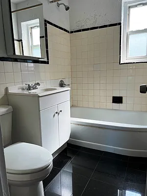 Rented by Prime Realty | media 17