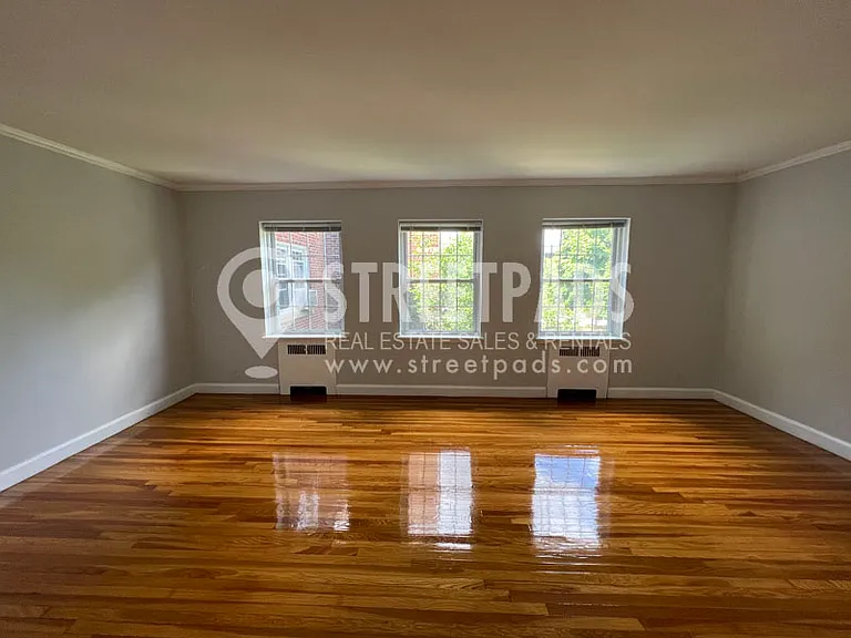1161 Beacon St #5 — Photo 14