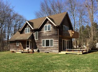 14 Francis Ln, Niantic, CT 06357