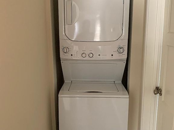 4th image of 14967 Dickens St #67-D