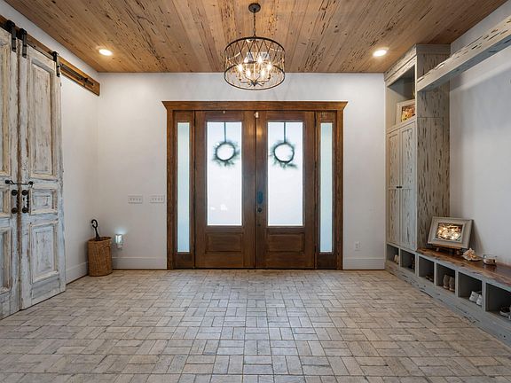 12th image of this home