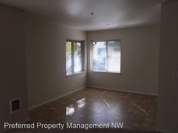 5th image of 10110 Mountain Loop Hwy #2