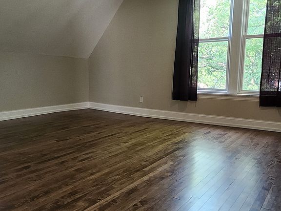 3rd image of 2032 N Kostner Ave APT 3
