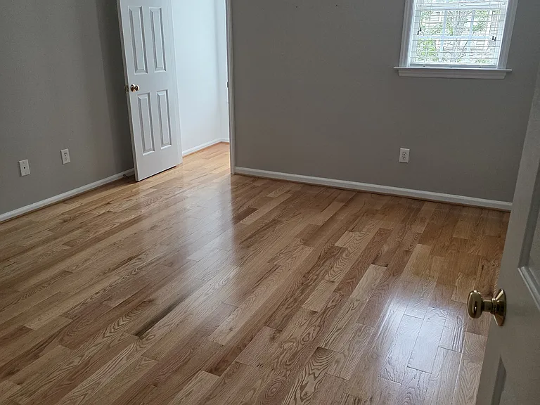 7504 Riverside Ct — Photo 31