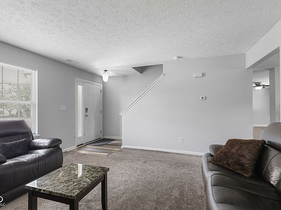 5th image of 4107 Cheltonham Ct