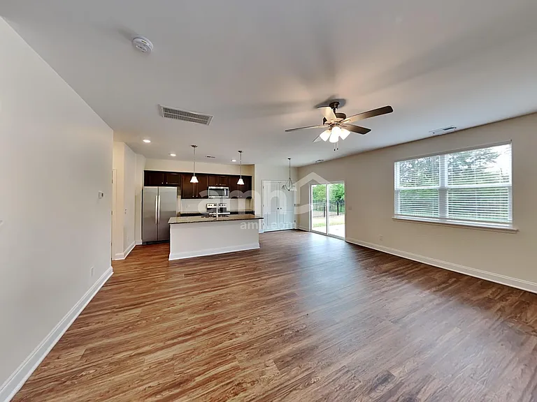 1127 Amberly Way — Photo 6