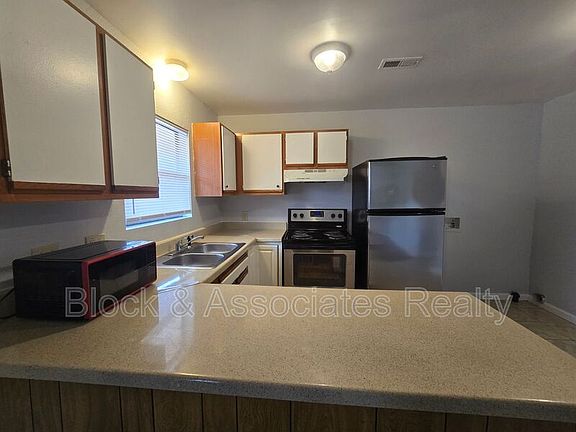 2nd image of 2710 Ingram Rd APT H