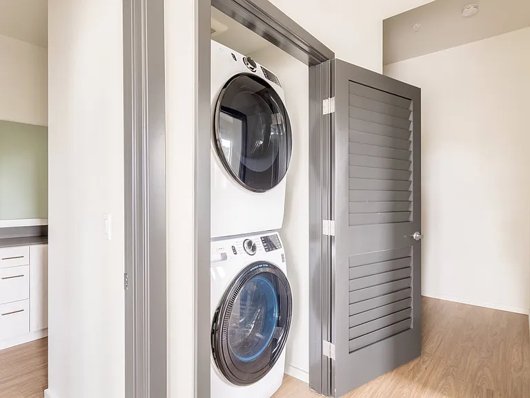 Full size stackable washer and dryer