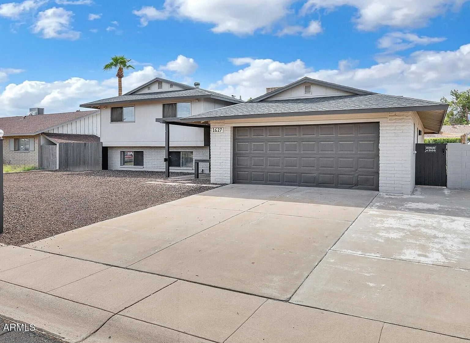 5 bed, 3.5 bath, 2533 sqft, $3,799 — Photo 2