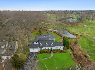 520 Hommocks Rd, Larchmont, NY 10538