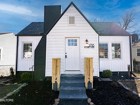 2nd image of 2718 Woodbine Ave
