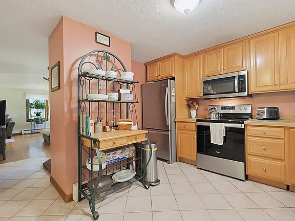 2nd image of 362 Arbor St