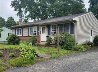 2 Charles St, Plainfield, CT 06374