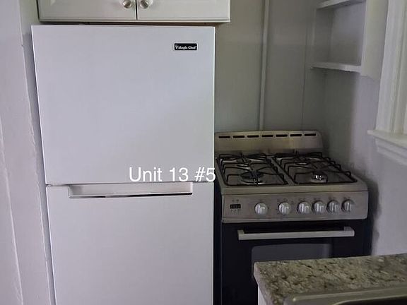 4th image of 674-684 Stuyvesant Ave #674-2