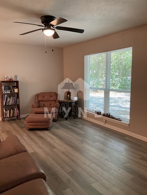 1st image of 611 Highland Ave APT B