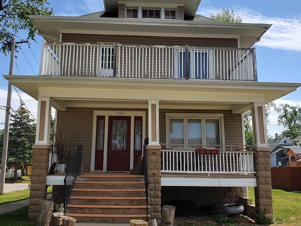 1st image of 719 N 8th Ave