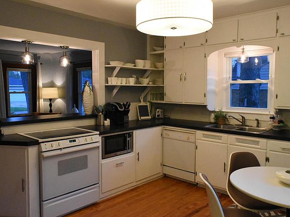 5th image of 140 Sanford St