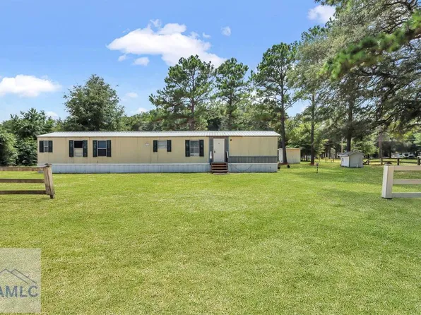 465 Stardust Loop, Jesup, GA 31545