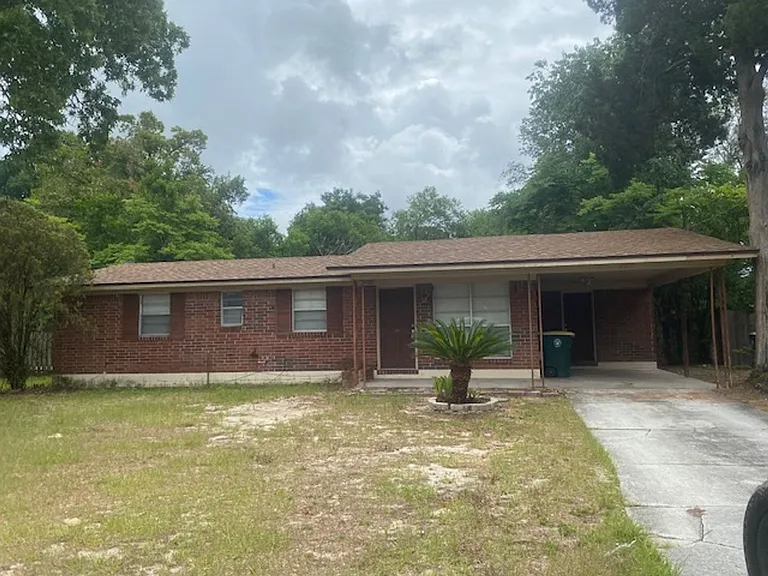 4305 Anson Dr — Photo 2