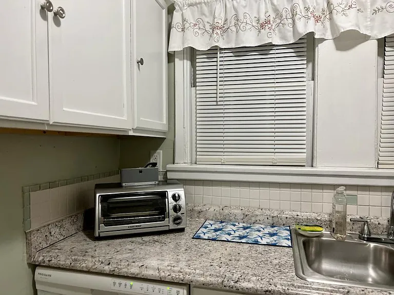 3540 Normandy Rd — Photo 3