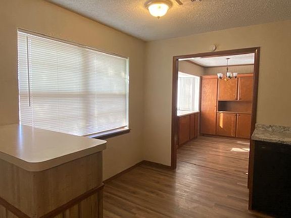 4th image of 6113 NW Maple Ave