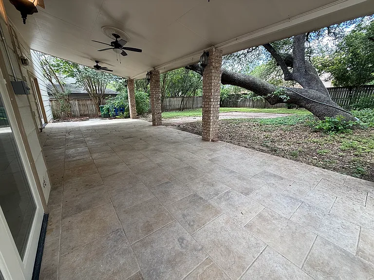 9839 Royal Hunt — Photo 2